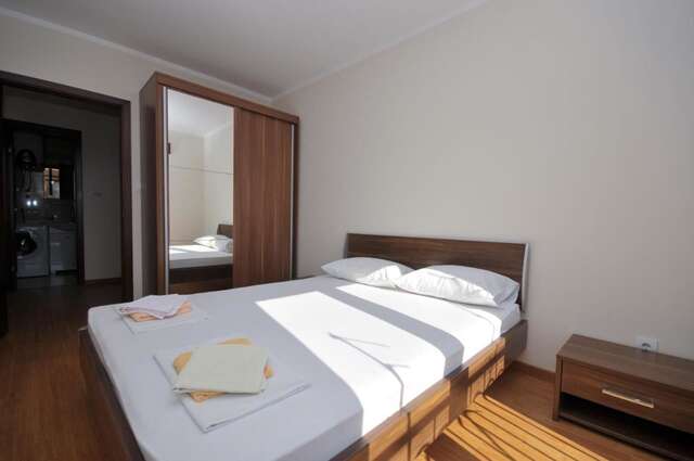 Апартаменты Apartments Maini Будва-12